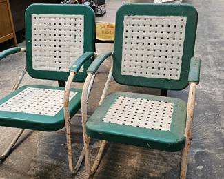 VINTAGE OUTDOOR METAL CHAIRS