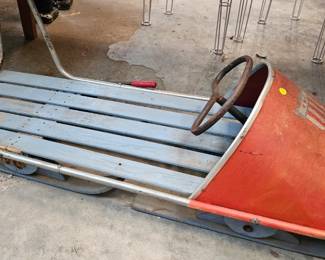 VINTAGE SLED