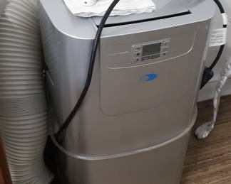 Portable air conditioner