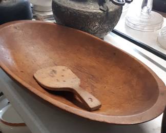 Wooden kitchen items