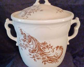 "Memories of a Lifetime" in Aiken, SC. Closing Mon 9/25 at 8pm. Pickup is Wed 9/27 from 2-6pm. Please click here to view more photos, descriptions, and current bids:&nbsp;https://ctbids.com/estate-sale/24048