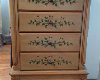 "Memories of a Lifetime" in Aiken, SC. Closing Mon 9/25 at 8pm. Pickup is Wed 9/27 from 2-6pm. Please click here to view more photos, descriptions, and current bids:&nbsp;https://ctbids.com/estate-sale/24048