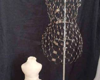 "Memories of a Lifetime" in Aiken, SC. Closing Mon 9/25 at 8pm. Pickup is Wed 9/27 from 2-6pm. Please click here to view more photos, descriptions, and current bids:&nbsp;https://ctbids.com/estate-sale/24048