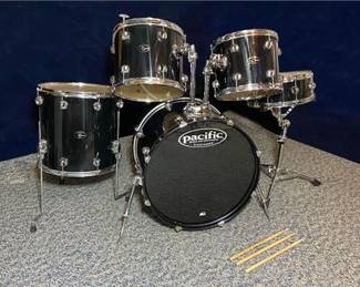 Pacific 5Piece Drum Set 