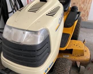 Cub Cadet 52" Deck GT1554 Riding Lawn Mower