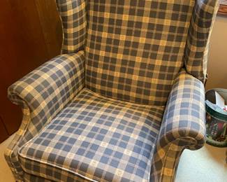 Wingback Upholstered Recliner Chair