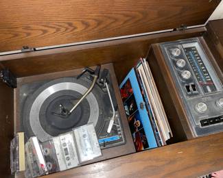 Stereo Turntable & LPs