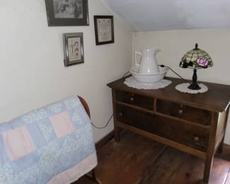 Pitcher & bowl, low dresser