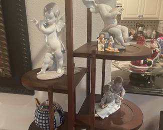 lladros   and a very special - kobalt -russian tea pot 