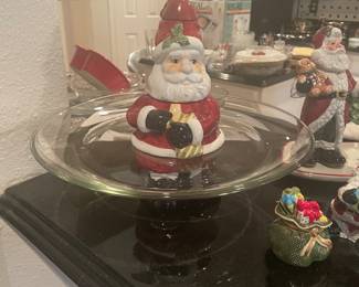 his head comes off and he's a chip and dip plate- w/ spreader -very cool and different for sure 