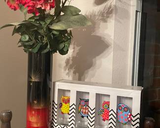 who's reading these ??  love these owl glasses