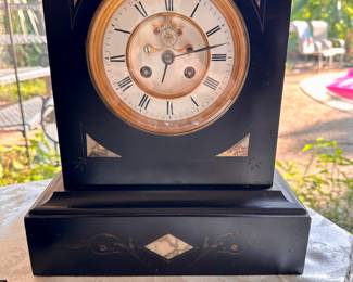 FRENCH MANTLE CLOCK