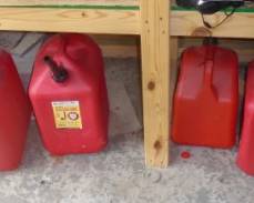 GAS CANS