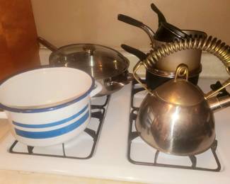 vintage kitchen including enamelware, kettle, & skillet