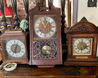 Vintage/ antique clocks.  Works!