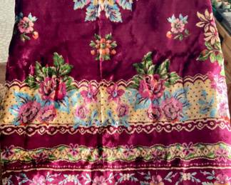 Bedspread/topper. Italy.