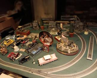 TRAIN TRACK BOARD AND ELVIS ITEMS