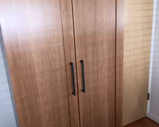 CCLOSET/CABINET
