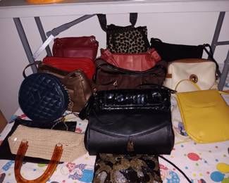 LOTS OF PURSES