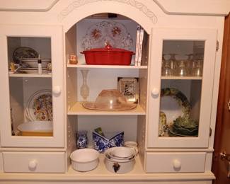 COOKWARE AND GLASSWARE