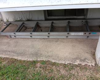 EXTENSION LADDER