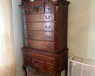 BUY IT NOW: $250 Queen Anne-style Armoire 