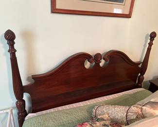 BUY IT NOW: $300 Queen Anne-style Queen Size Bed