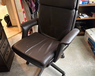 Brown Leather Executive Desk Chair