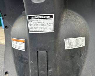 2004 Yamaha Vino 125 Scooter; 19,491 miles 