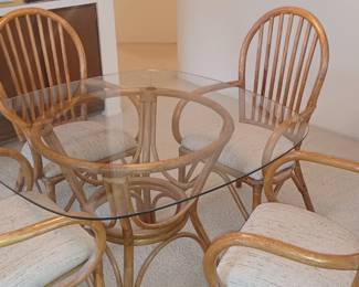 rattan table chairs