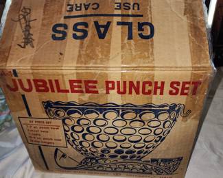 Jubilee punch bowl set