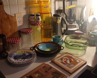 Kitchen miscellaneous