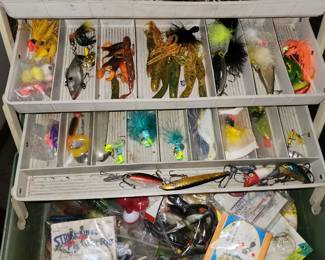 This tackle box all one price