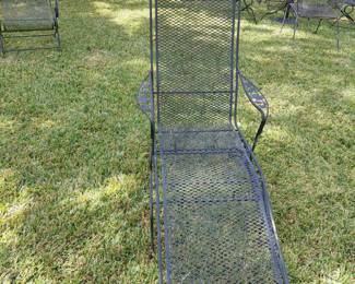 wrought iron lounge chair