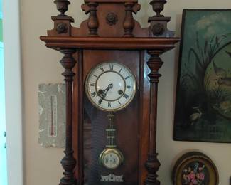 pendulum wall clock