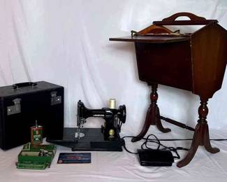 Antique Singer 221 Sewing Machine
