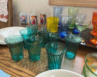 Set of 8 Teal Glass Tumblers