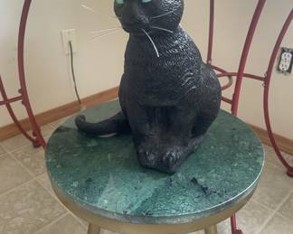 Resin Black Cat with Green Eyes Decoration, Round Mid Century Brass Stool/Table with Green Marble Top