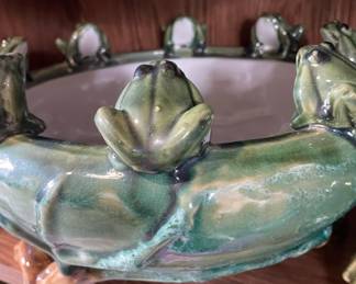 Mid Century Majolica Style/Frog Themed Planter