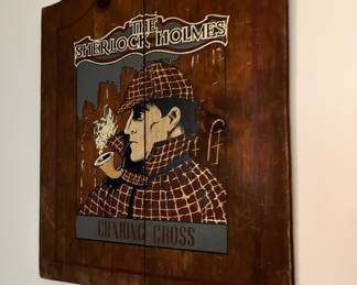 Sherlock Holmes Charing Cross Wooden Wall Hanging Pipe Cabinet/Case