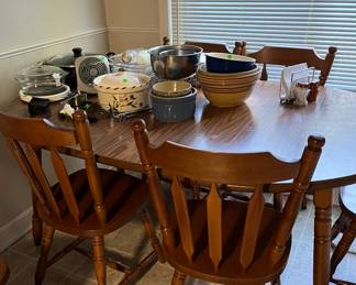 Kitchen table with 6 chairs.  Saturday will be $75