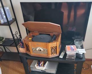 TV, TV STAND,RECORD PLAYER