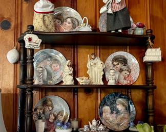 VINTAGE COLLECTIBLES