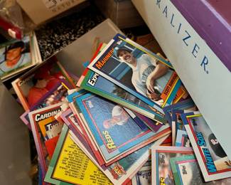 BASEBALL CARD COLLECTION