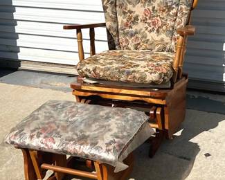 Glider Rocking Chair With Ottoman