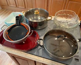 Cookware by Bialetti, Chantal, Pyrex, and others.
