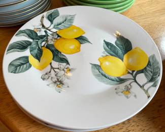 Set of four lemon tree-themed plates by Royal Norfolk.