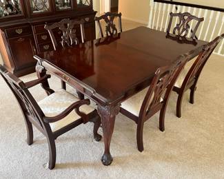 Stoneleigh Mahogany dining table with six chairs, two leaves (shown in following photo), and pads, 60th Anniversary Commemorative Collection by Stanley Furniture Co.