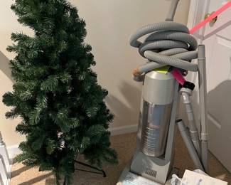 Amway CMS 1000 carpet maintenance system with numerous attachments; Christmas tree.
