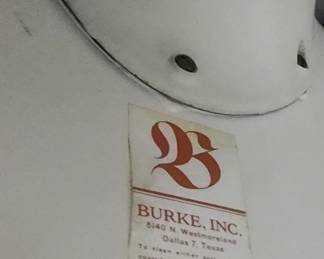 HIS ITEM 10 MINUTES AWAY FROM THE SALE DUE TO SPACE RESTRICTIONS AND CAN BE SEEN BETWEEN 10AM AND 6PM

3614 Chamblee Dunwoody Rd, Chamblee, GA 30341